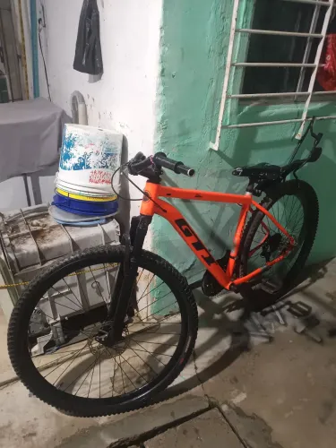 Bike aro 29 tudo bom troco em iPhone 11 ou xr