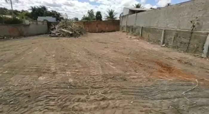 VENDO LOTE NO SETOR HABITACIONAL ARNIQUEIRAS. 800,00m2 OU DOIS DE 400,00M2. 