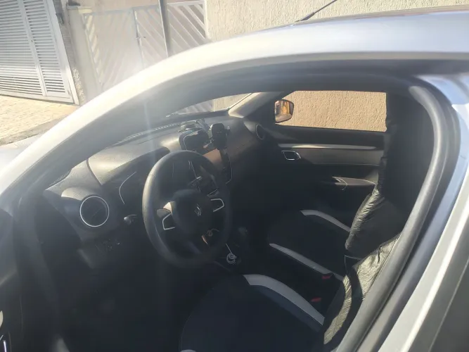 Renault Kwid Intense 1.0 Flex 12V 5P Mec. 2019
