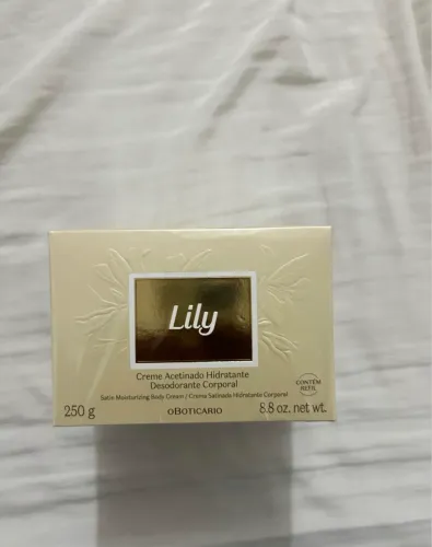 Creme Lily 
