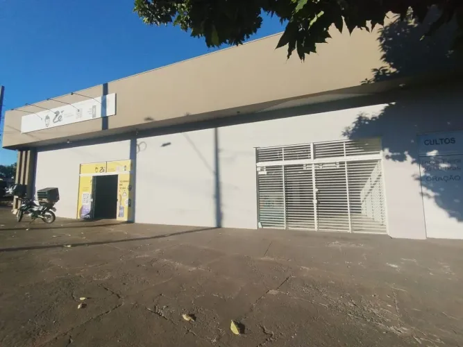 Comercial Universitário