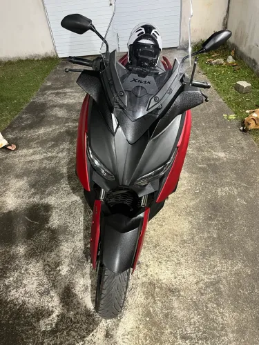 Xmax 2021 pouco rodada, aberto a ofertas