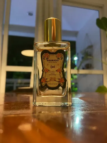 Perfume granado Oud