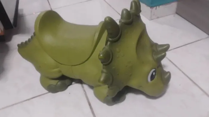 Andador dinossauro rodinha