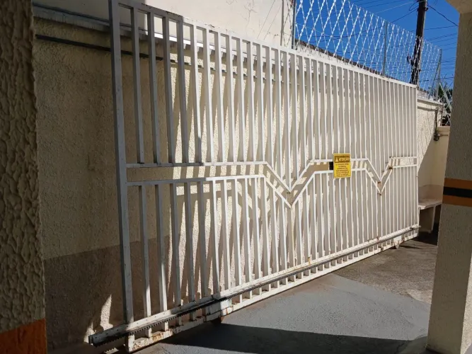 Portão 210x550