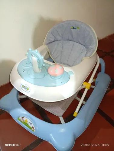 Andador maxi baby