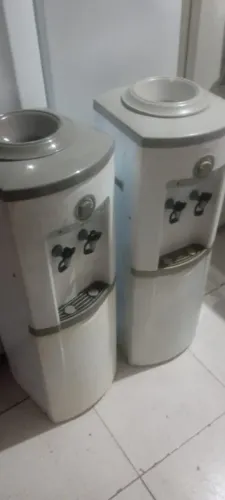 Bebedouro em ótimo funcionamento, chama 