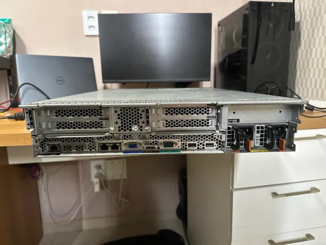 Servidor IBM x3650 M2 - 80GB RAM ECC - Xeon - Home Lab / Proxmox