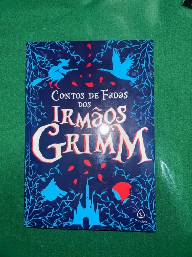 Livro Conto dos irmãos Grimm