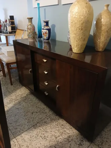 Lindo buffet para sala