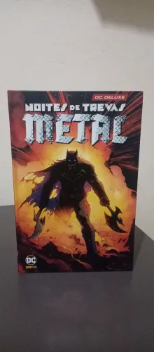 HQ Noites de Trevas Metal - DC Deluxe