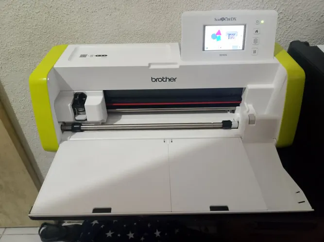 Máquina de corte brother