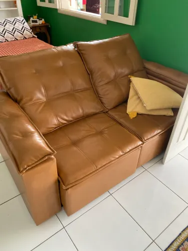 Sofá Cecília em courissimo