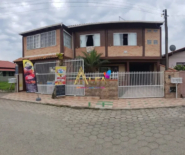 Sobrado à venda, 400 m² por R$ 1.000.000,00 - Armação - Penha/SC