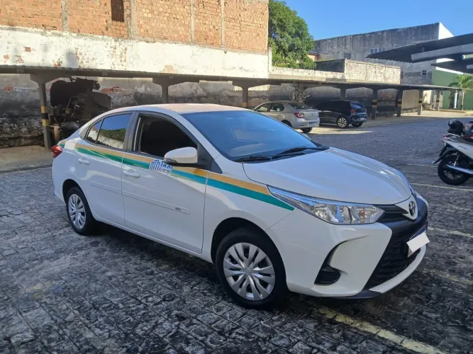 Toyota Yaris XL Sedan 1.5 Flex 16V 4P Aut. 2024