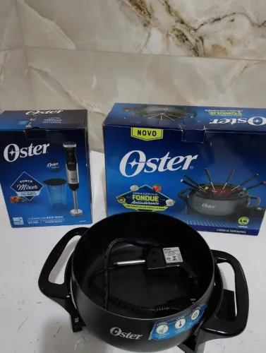 Mixer e panela elétrica de fondue.