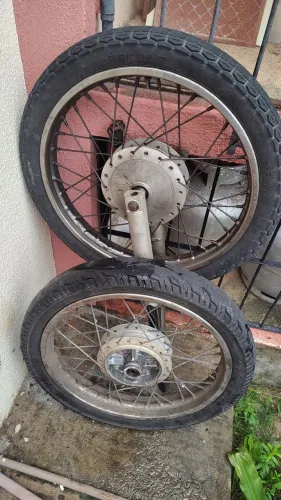 Rodas completas start 160  R$ 350,00