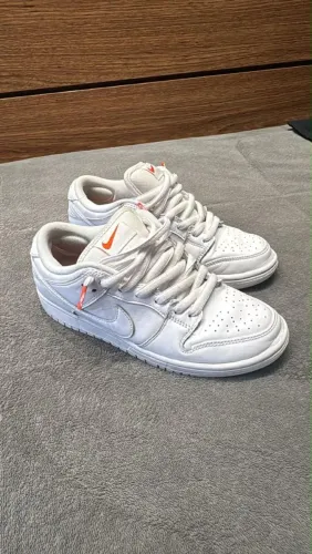 Nike SB dunk triple white