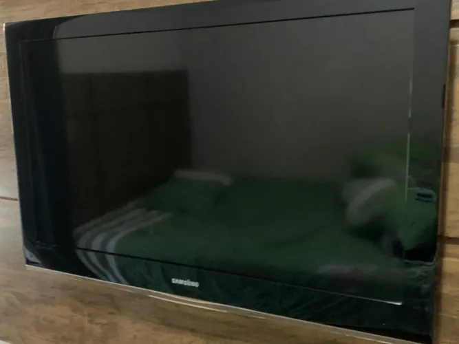 Televisão 42 polegadas (VER ANÚNCIO)