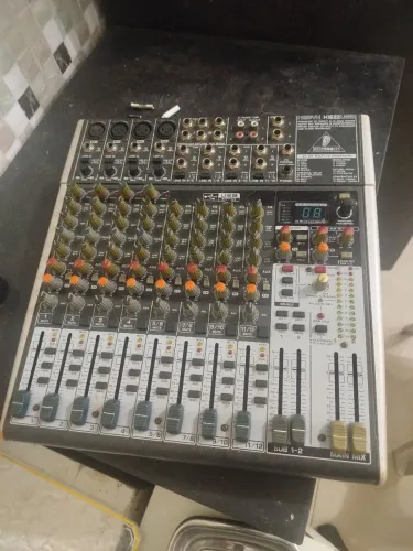 Vendo mesa de som 