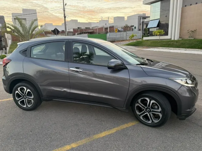 Honda HR-V Touring 1.8 Flexone 16V 5P Aut. 2018