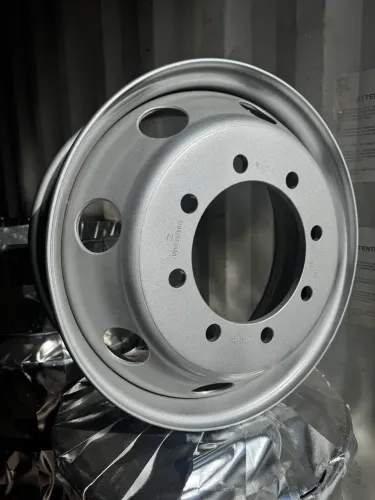 RODA 275 8 FUROS NOVA CAMINHÃO PNEU SEM CÂMARA ARO 22.5 