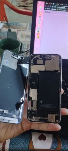 iPhone 13