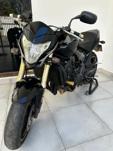 Hornet 600