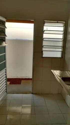 Casa com 2 dormitorios 2 vagas para venda e locacão