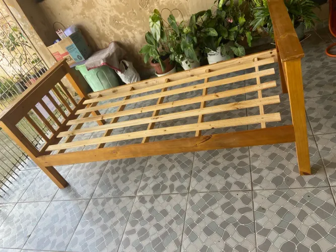 Cama de solteiro perfeito estado !