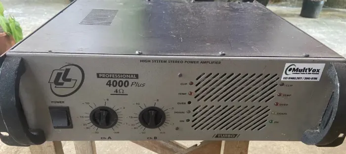 Potência de som 4000W  - Produto com defeito