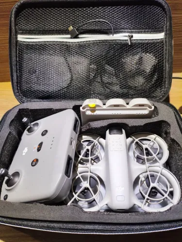 DJI NEO fly combo