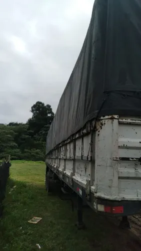 Carreta graneleiro