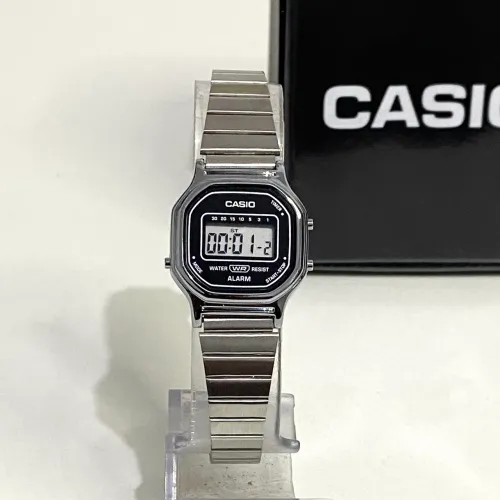 Relógio Casio vintage mini prata novo + caixa 