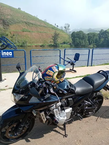 Suzuki Bandit S 1250 impecável estado 