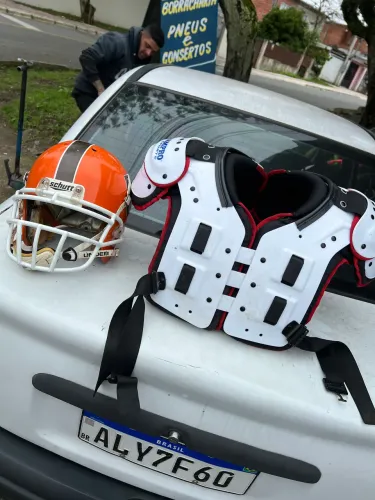 Shoulder Pad e Helmet futebol americano