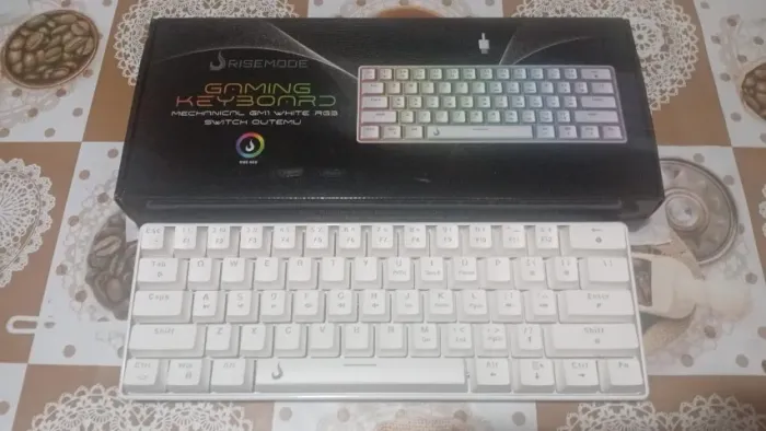 Teclado mecânico Rise mode switch outemu Brown. Novo lacrado na caixa.