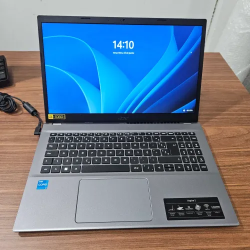 Acer Aspire A515-57 Intel i5-12450H 8GB RAM SSD 256GB Tela 15,6 FullHD