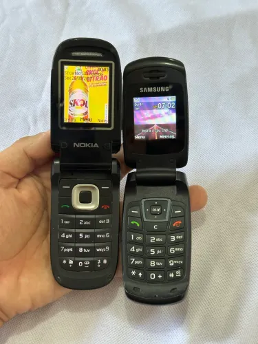 Lote 2 celulares Flip antigo 