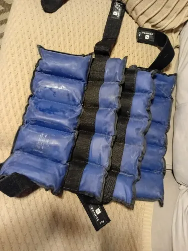 par de tornozeleiras de 5 kg da Domyos dois pares