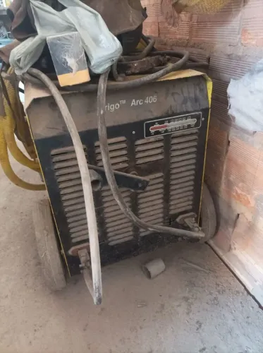 Maquina de Solda Esab