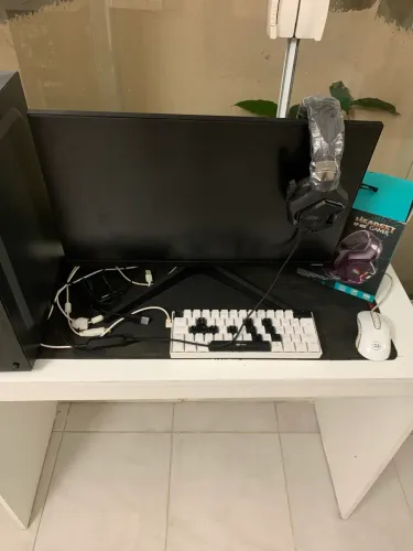 MONITOR