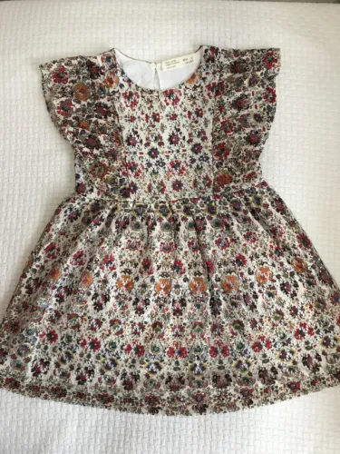 Vestido de festa ZARA todo em renda - tamanho 5