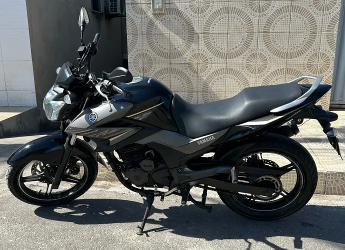 Yamaha Fazer 250 2017 Preta - Bom Estado