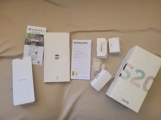 Caixa Samsung Galaxy S20 FE Original