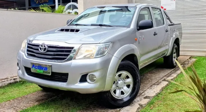 Toyota Hilux CD D4-d 4X4 3.0 TDI Dies. Mec. 2015