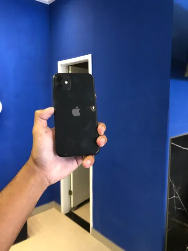 VENDO IPHONE 11