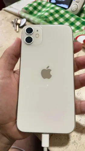 iPhone 11 - 128GB