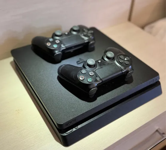 PS4 SLIM 1Tb