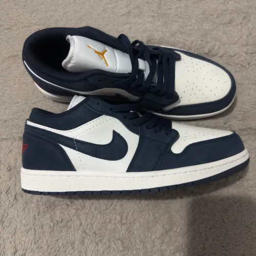 Tenis Nike Air Jordan Low 1